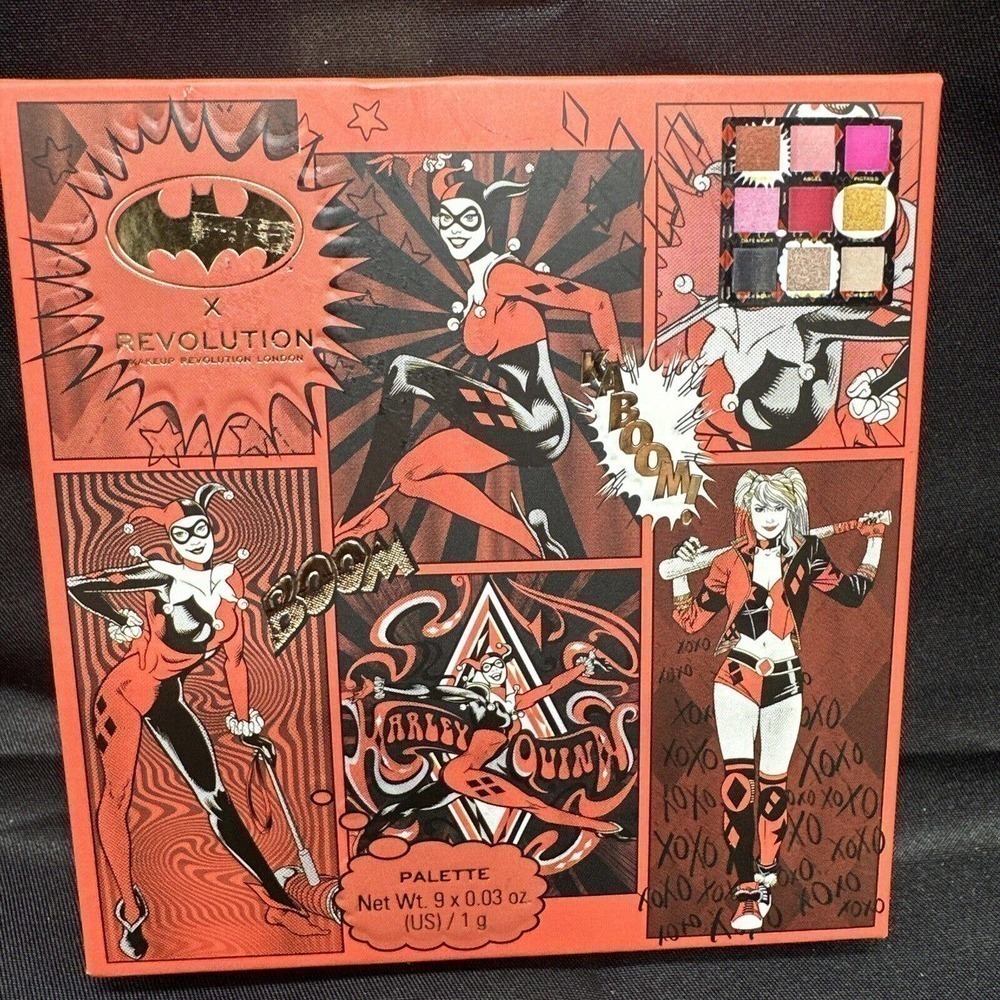 BATMAN & Makeup Revolution Harley Quinn Pressed Eye Shadow Palette Halloween